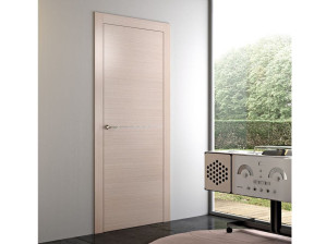 Распашная дверь из шпона