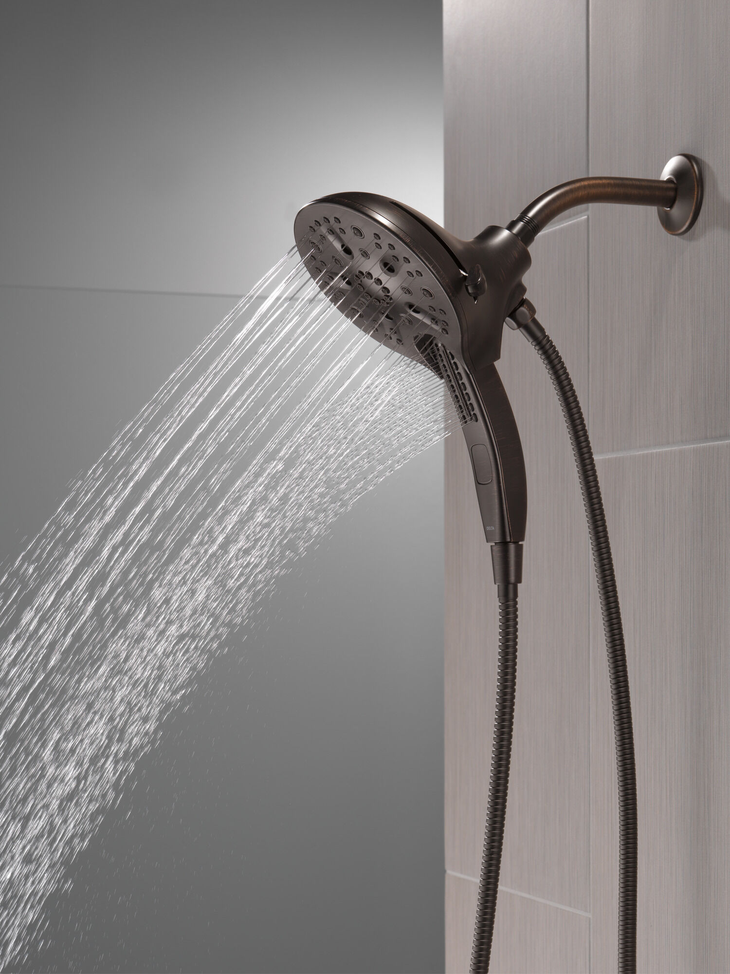 58620-RB25-PK In2ition® H2Okinetic® Душ два в одном с 5 настройками Delta Faucet Universal Showering Венецианская бронза  - Вид №20