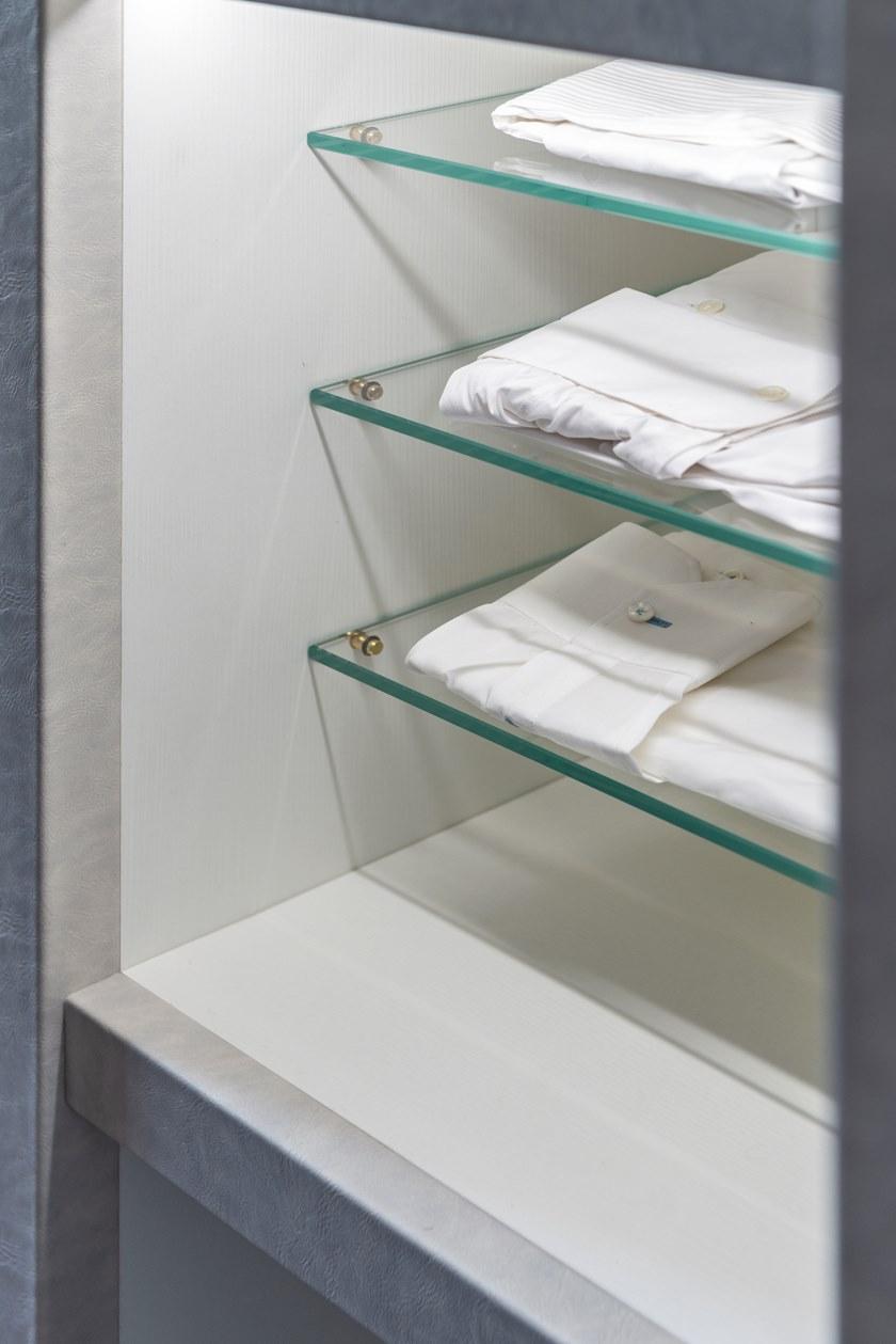 Martini Interiors Гардеробная из дуба со встроенной подсветкой на заказ Essenza sun-id-1504495 - Вид №12