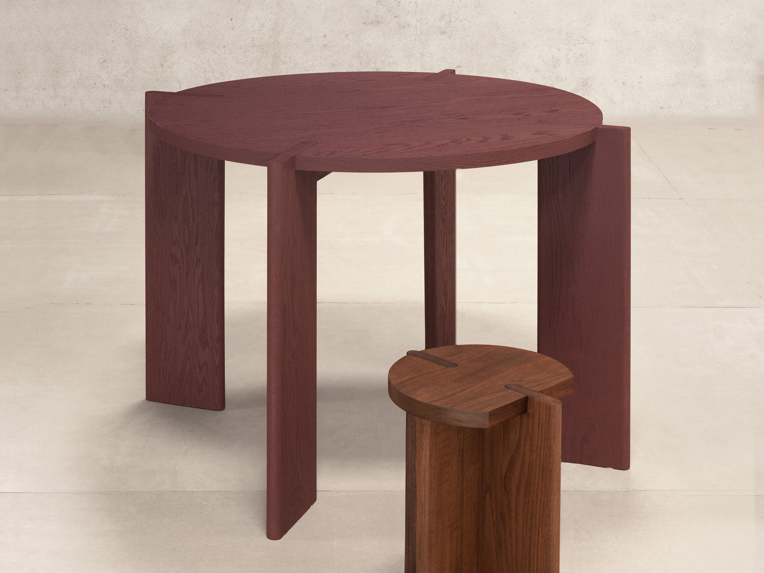 Круглый деревянный обеденный стол Phantom Hands X + L ARCH-00057565 - Вид №3