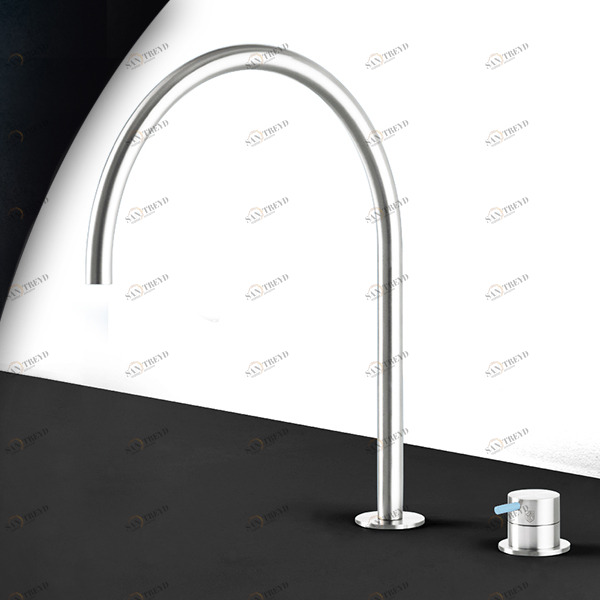 Смеситель для раковины сталь глянцевая с голубой ручкой Toki Radomonte TKI33LCIL27