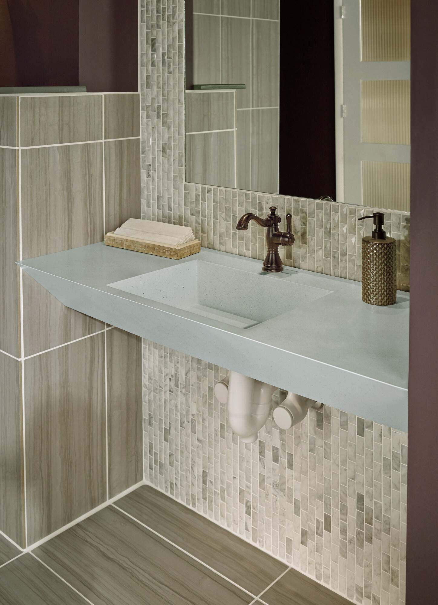 597LF-RBMPU Смеситель для ванной с одной ручкой Delta Faucet Cassidy Венецианская бронза  - Вид №7