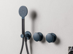 Смеситель для душа с 3 отверстиями и ручным душем