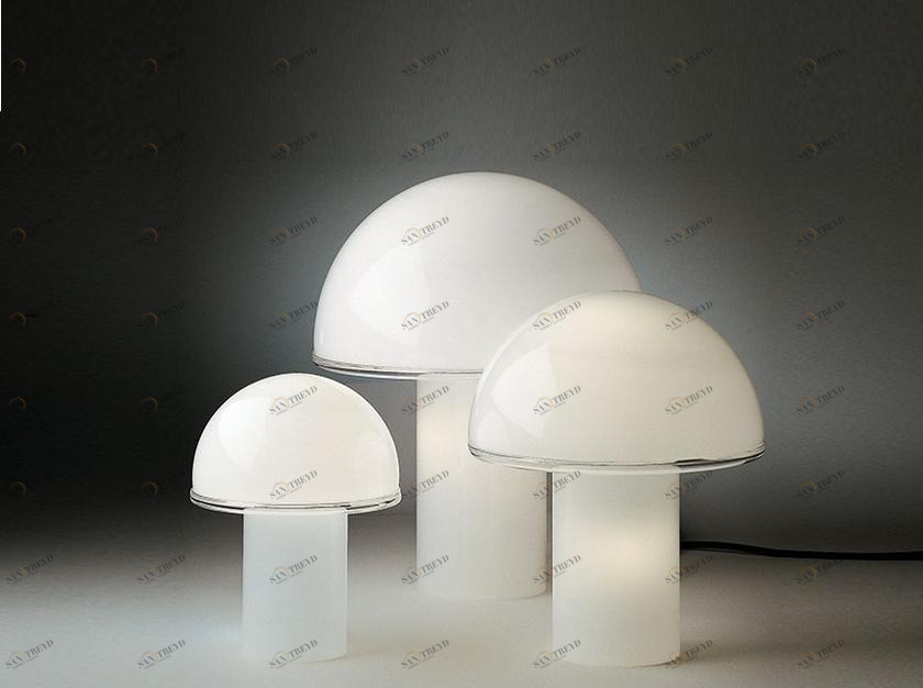 Artemide Галогенная настольная лампа из опалового стекла sun-id-1461572