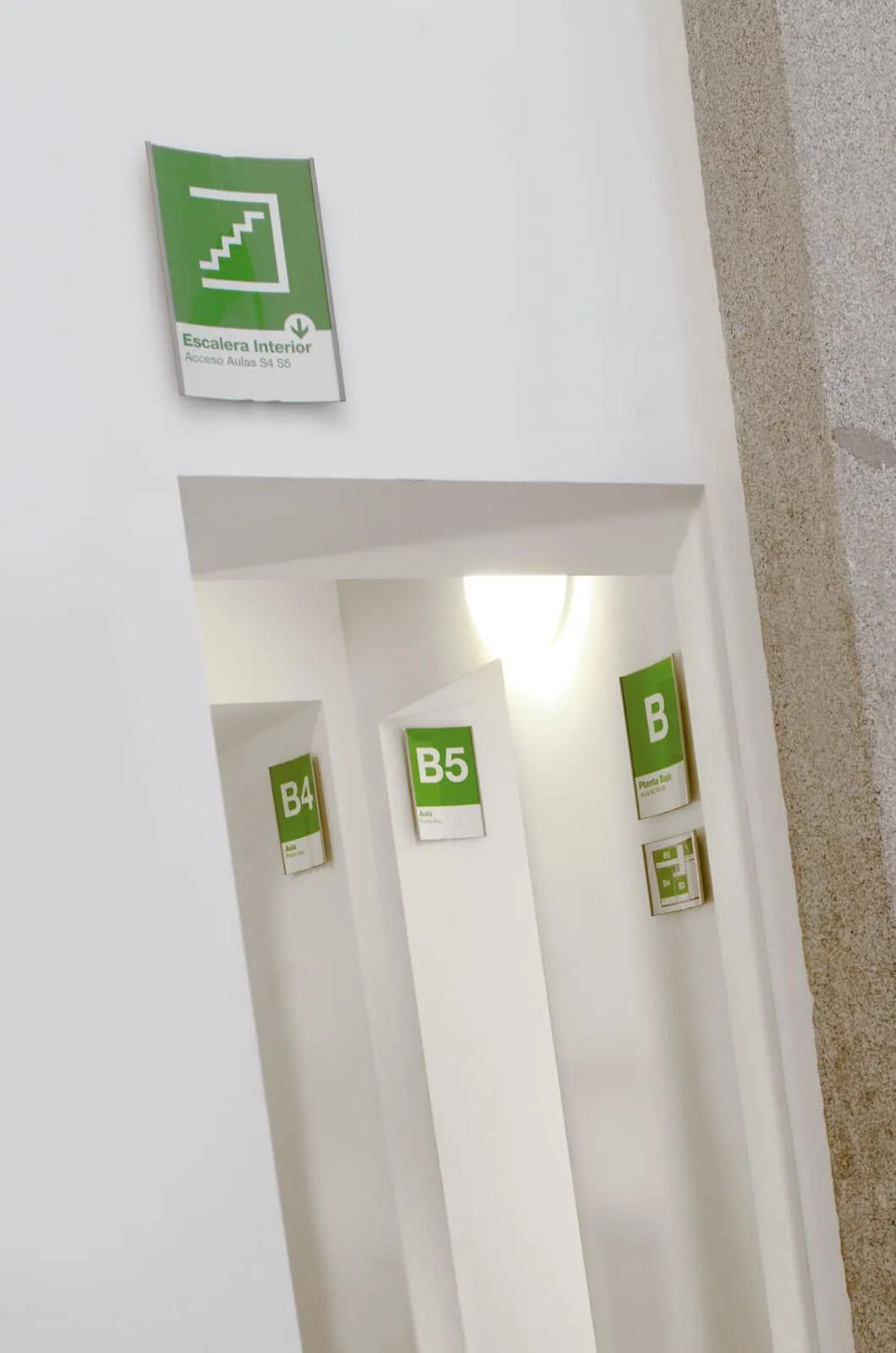 Модульная настенная витрина Caimi Brevetti Koala ARCH-00043587 - Вид №1