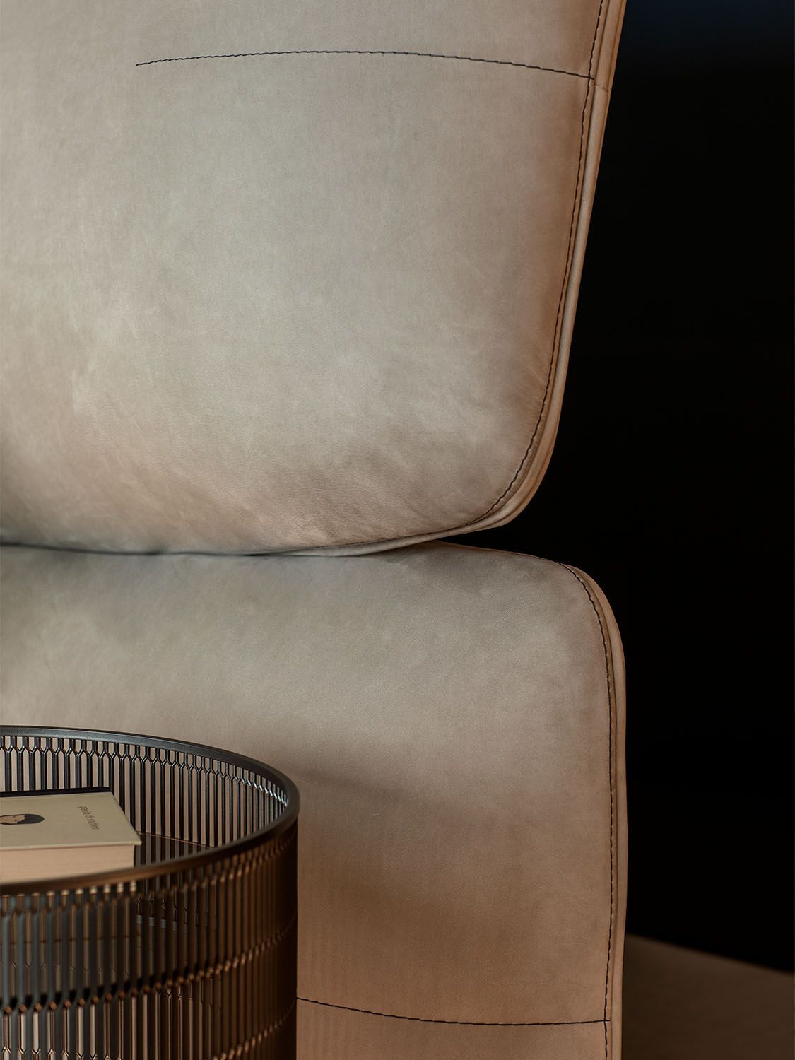 Кожаная двуспальная кровать с мягким изголовьем Flou YUNA ARCH-00103925 - Вид №7