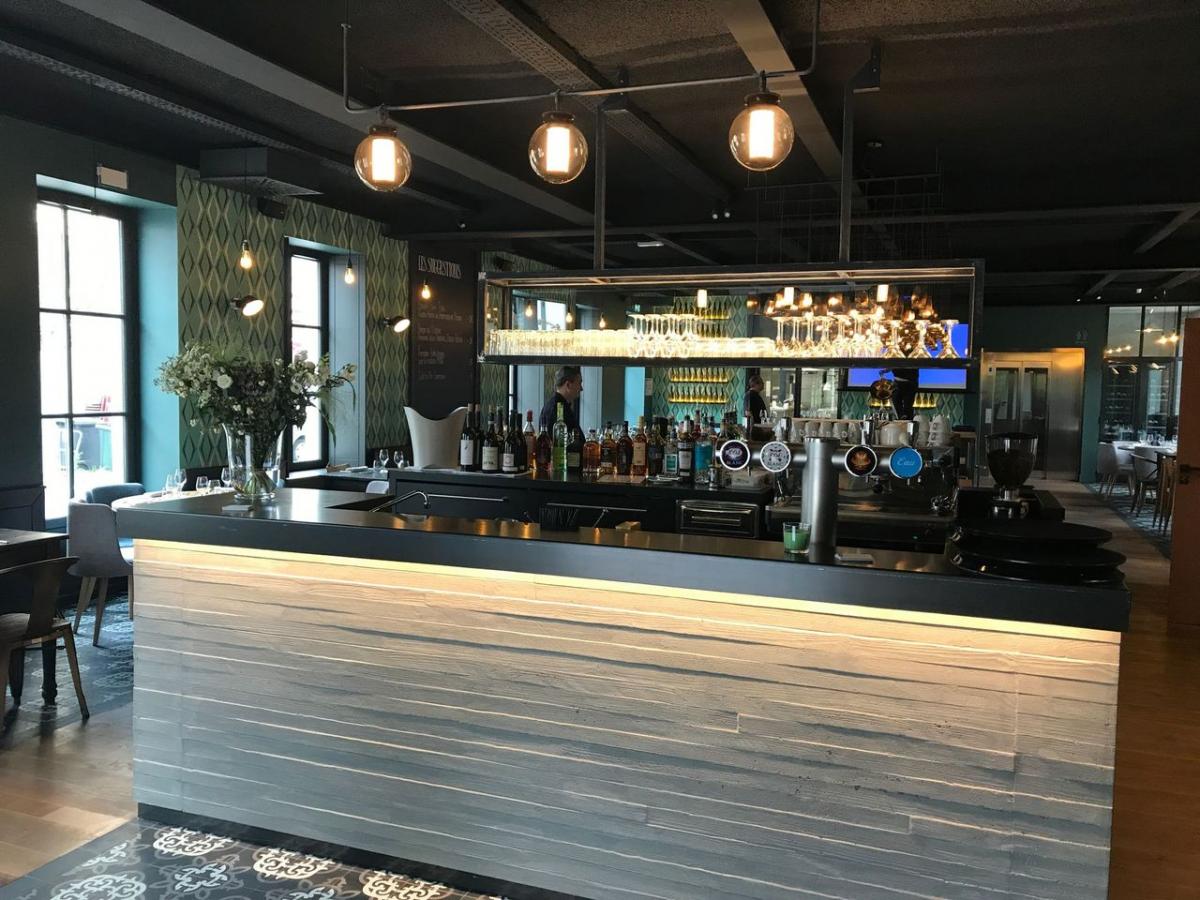 089757 Люстра T CHANDELIER III Parachilna Bai Santreyd - Вид №1