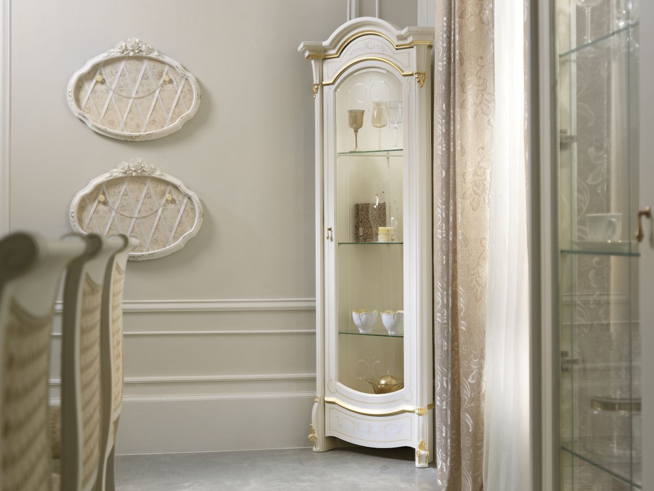 Деревянная угловая витрина со встроенным освещением CASA +39 бриллиант ARCH-00045801