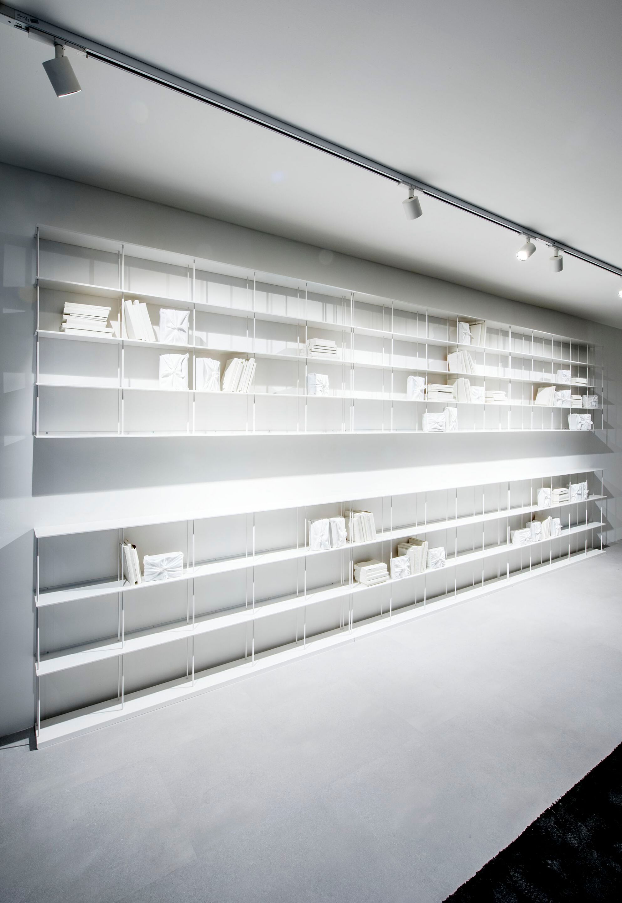 Алюминиевый секционный настенный книжный шкаф KRIPTONITE Krossing Midi ARCH-00127676 - Вид №6