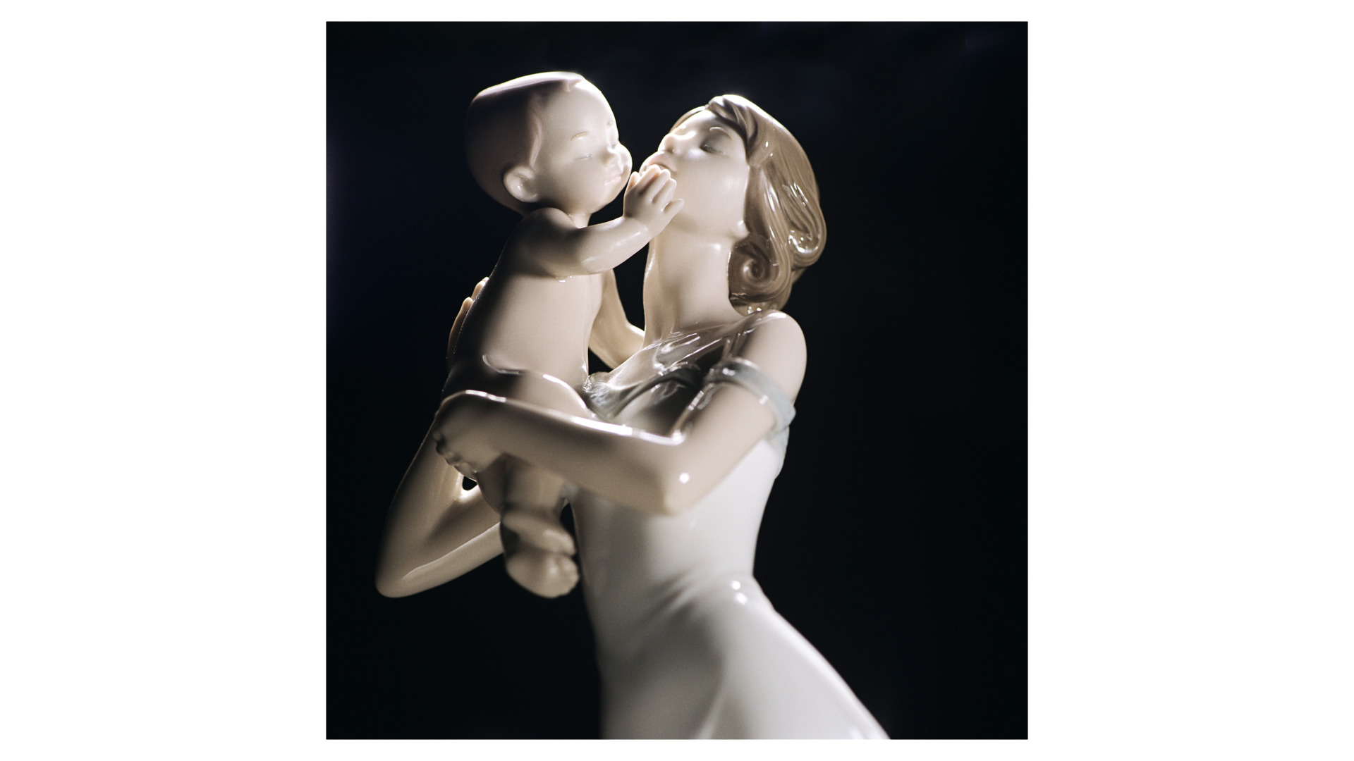 10669031 LLADRO Фигурка Lladro "Настоящая любовь" 10х31см Фарфор Lladró  - Вид №2