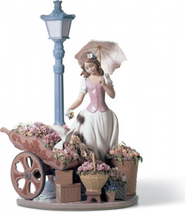 10669126 LLADRO Фигурка Lladro "Цветы для всех" 26x38см Фарфор
