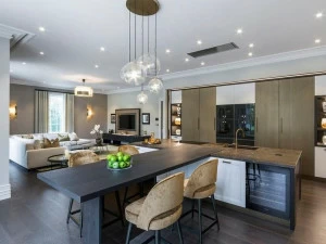 TM Italia Cucine Кухня на заказ с рамными дверями по индивидуальному проекту D90