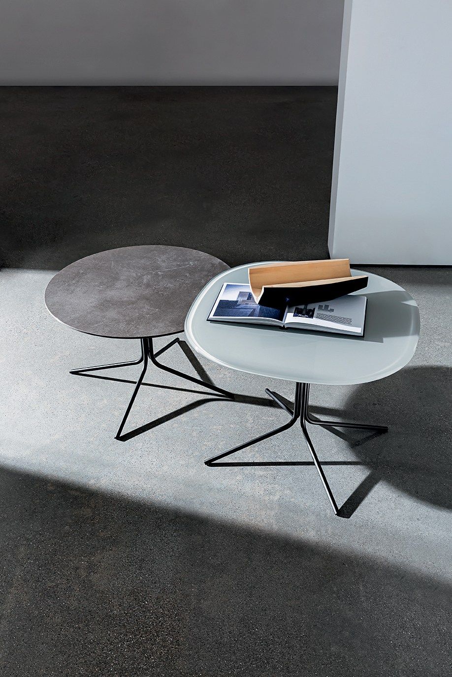 Круглый журнальный столик Sovet Italia ARCH-00049135 - Вид №2