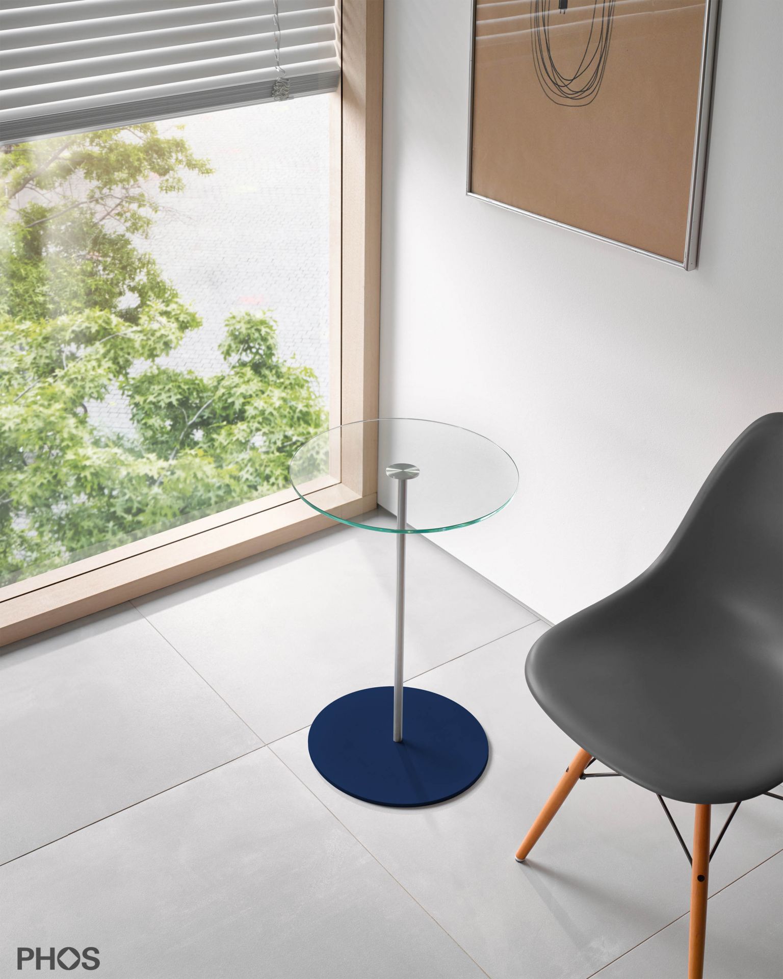 BT600G-BPB Приставной столик со стеклянной полкой, высота 60 см, основание: синее PHOS  - Вид №1