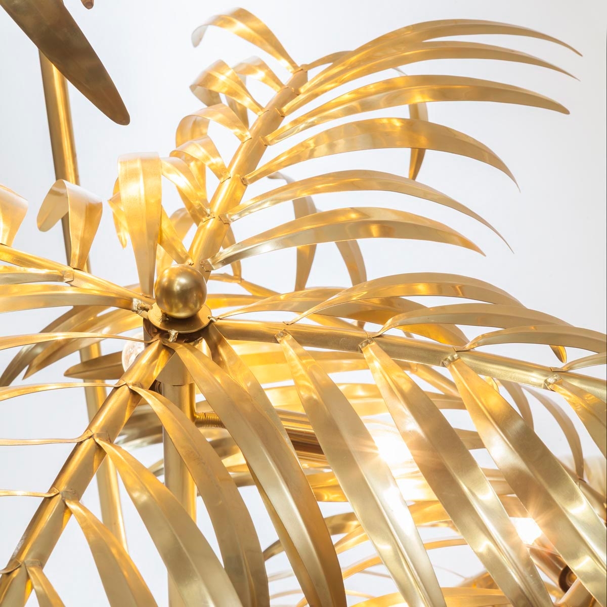 500249-02 ABHIKA НАПОЛЬНЫЙ ЛАМПА KENZIA X4 H175 SILVER  - Вид №2