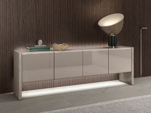 Шкаф из МДФ с распашными дверями