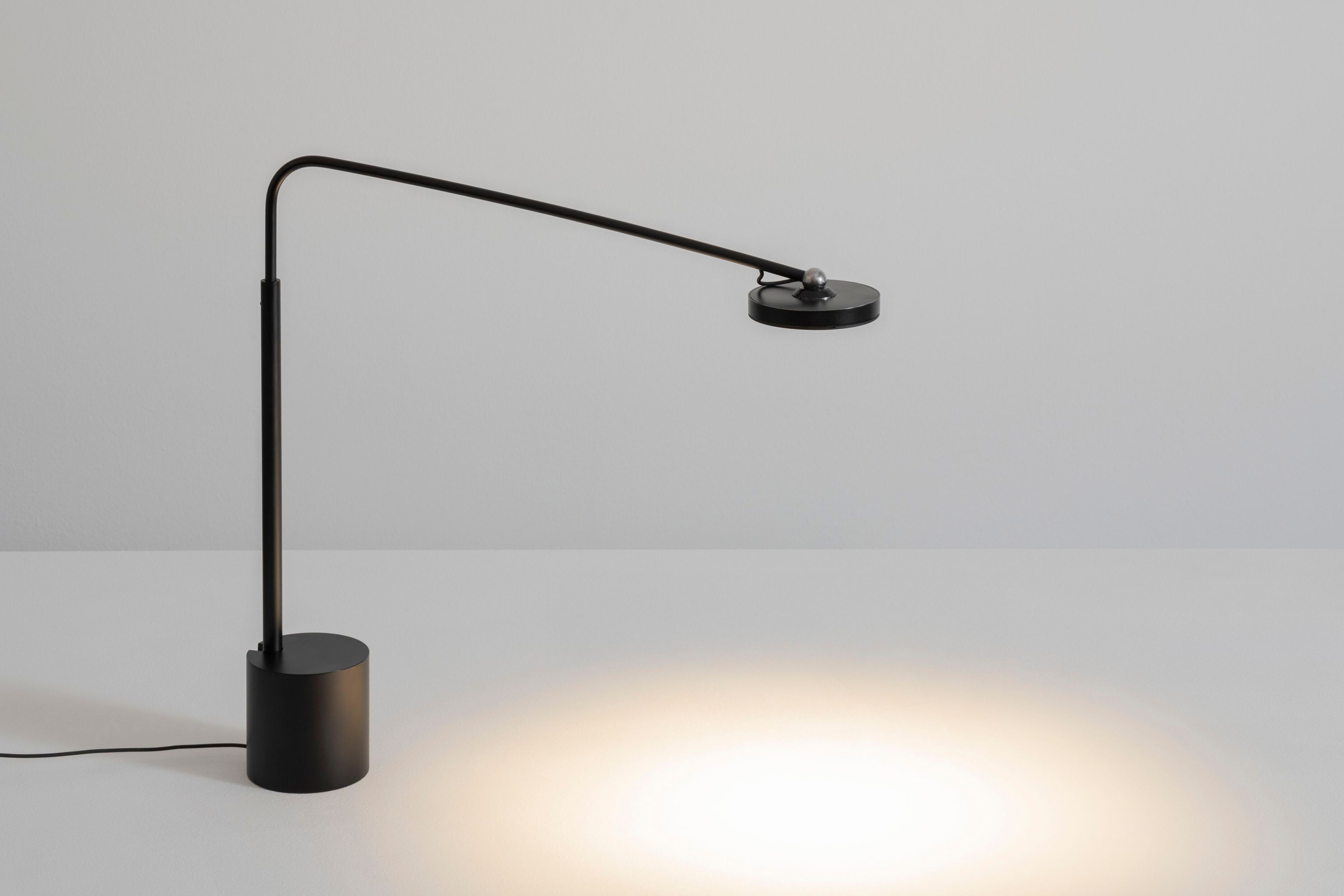 Регулируемая светодиодная настольная лампа Artemide Гельголанд ARCH-00065961 - Вид №2