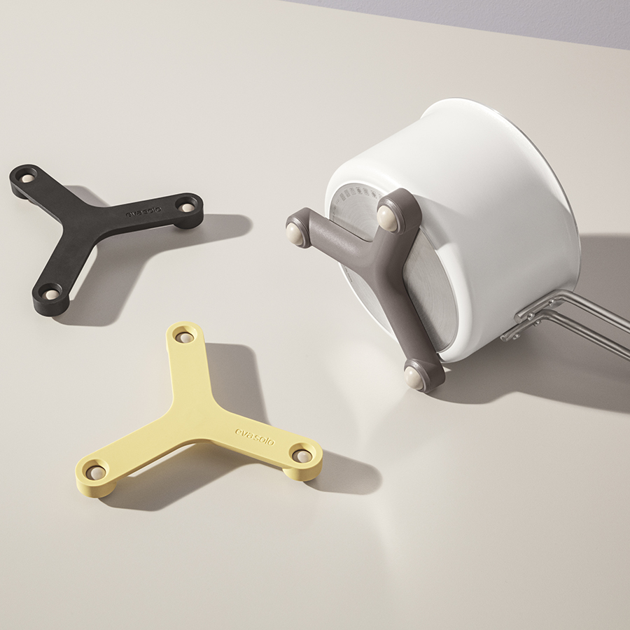 530757 Подставка под горячее на колесиках taupe Eva Solo  - Вид №1