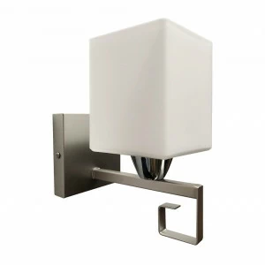 Бра со стеклянным плафоном белое Тетро 673024101 DE MARKT ТЕТРО 00-3929192 Белый;серебро