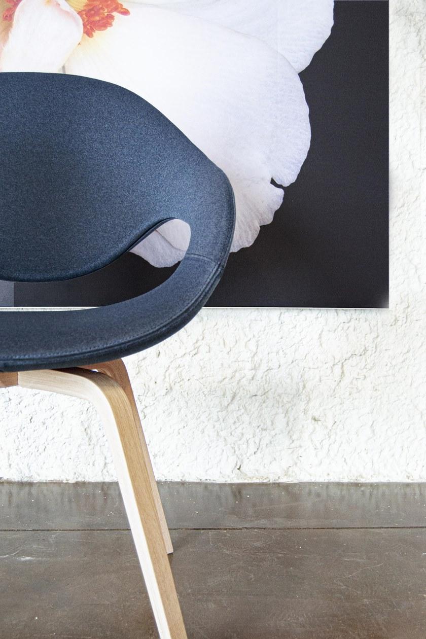 Tonon Стул из пенопласта с металлической вращающейся основой Moon 908 - Вид №9