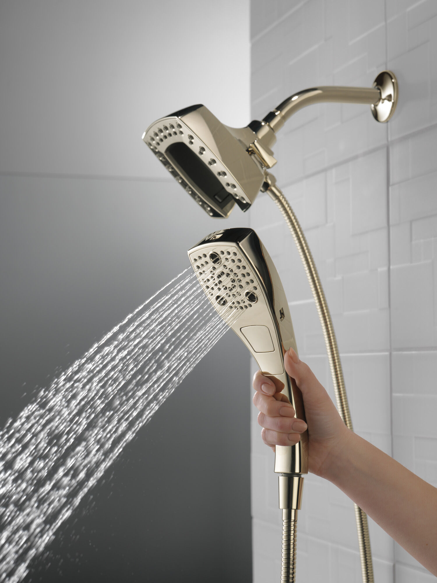 58474-PN H2Okinetic® In2ition® Душ два в одном с 5 настройками Delta Faucet Universal Showering Полированный никель  - Вид №4