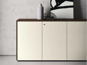 Sinetica Низкий офисный ящик для хранения в коже с распашными дверцами с замком Executive cabinets