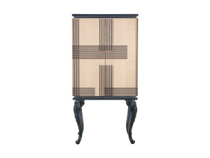 Деревянный барный шкаф