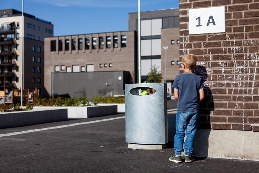 VESTRE Урна из оцинкованной стали с крышкой для улицы Urban sun-id-1420351 - Вид №2