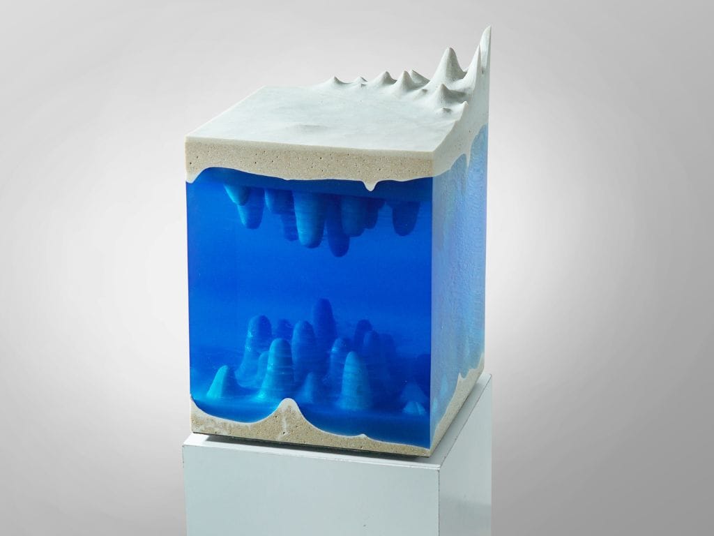 Акриловая стеклянная скульптура LO Contemporary CAVERNA ARCH-00039936