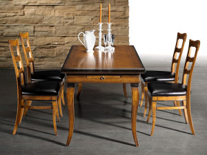 Выдвижной стол из грецкого ореха