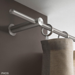 VS20-100-2400 Комплект карнизов: 240 см с 2 держателями и 1 держателем карниза в качестве центральной опоры (среднее расстояние от стены) PHOS