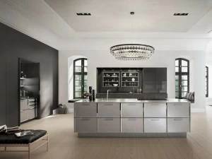 SieMatic Кухня из лакированной стали и дерева с островом