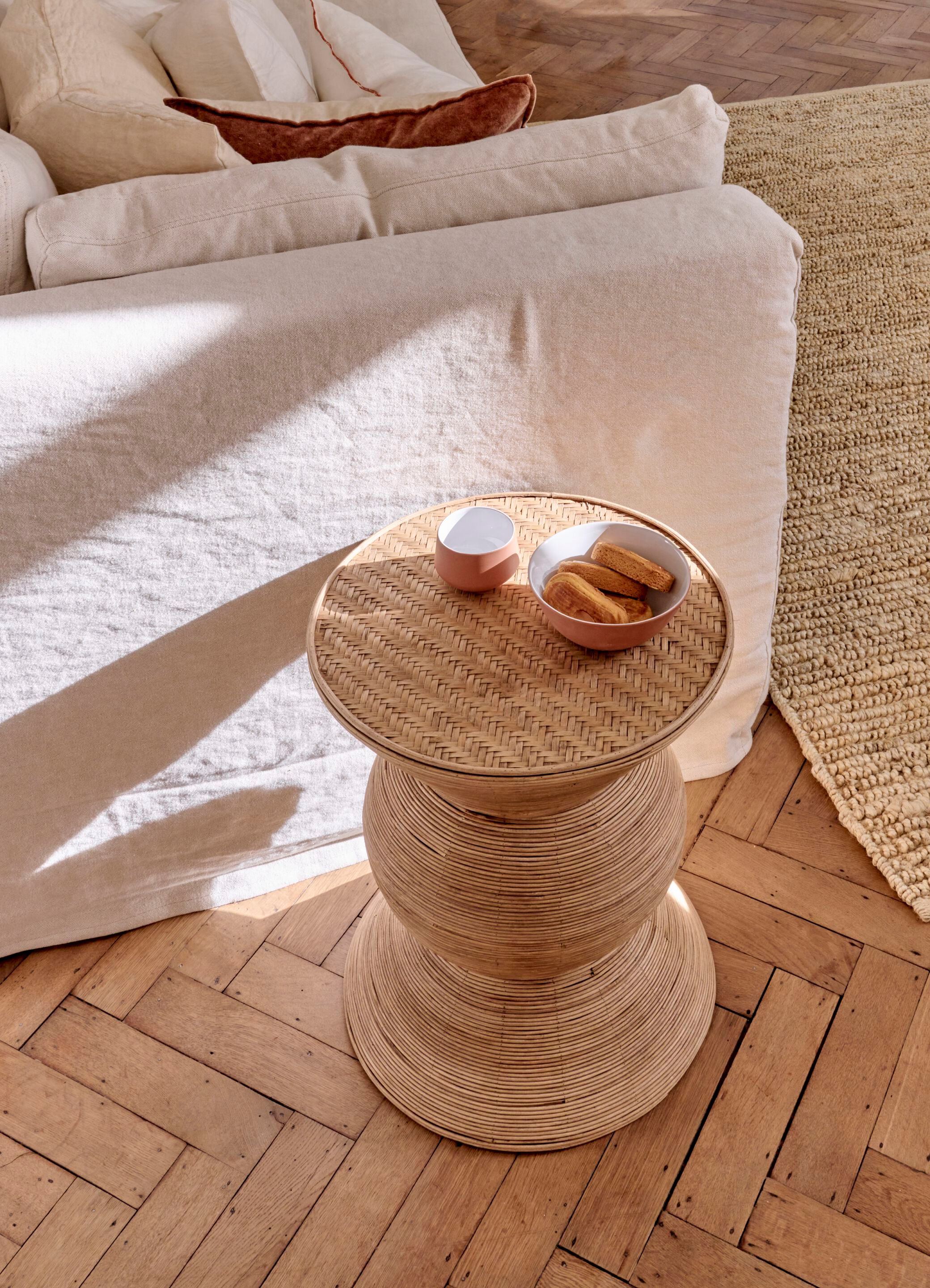 Высокий круглый бамбуковый журнальный столик POMAX Tambou ARCH-00103577 - Вид №5