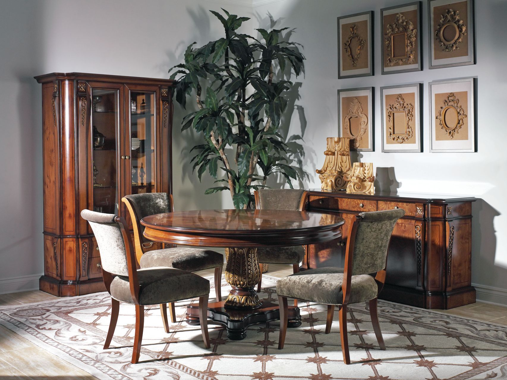 Круглый деревянный стол с центральным основанием Hurtado Traditional ARCH-00148494 - Вид №1