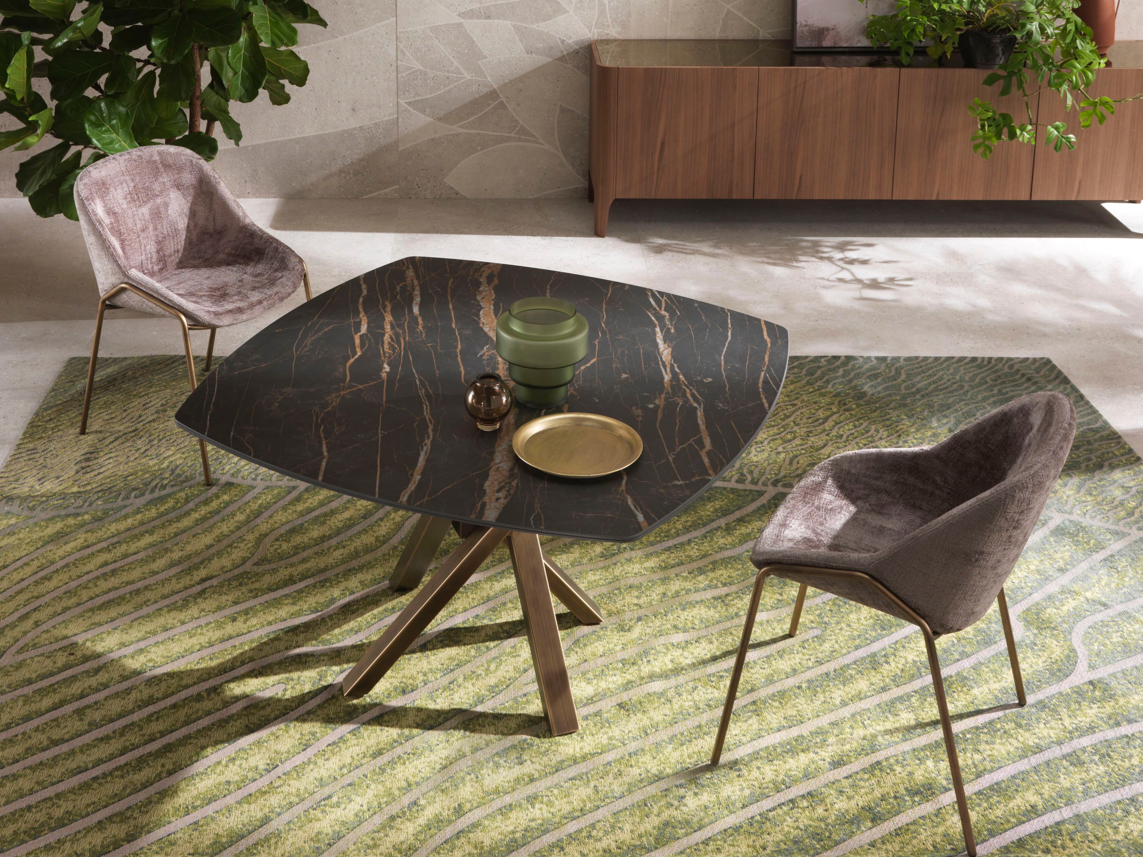 Фиксированный и выдвижной квадратный стол с керамической или деревянной столешницей RIFLESSI Shangai ARCH-00131550