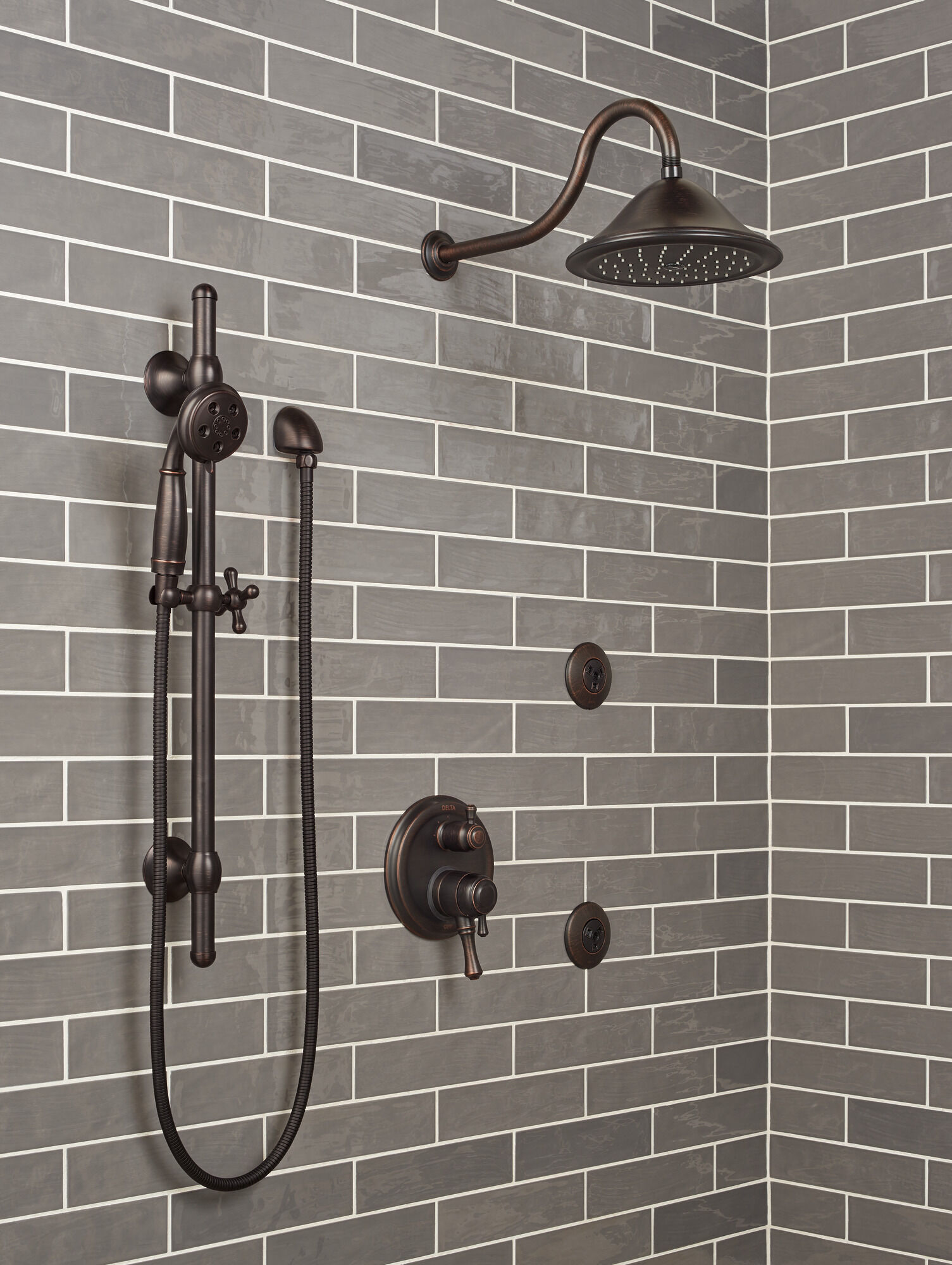 RP72568RB Душевая лейка Raincan с одинарной настройкой Delta Faucet Universal Showering Венецианская бронза  - Вид №3