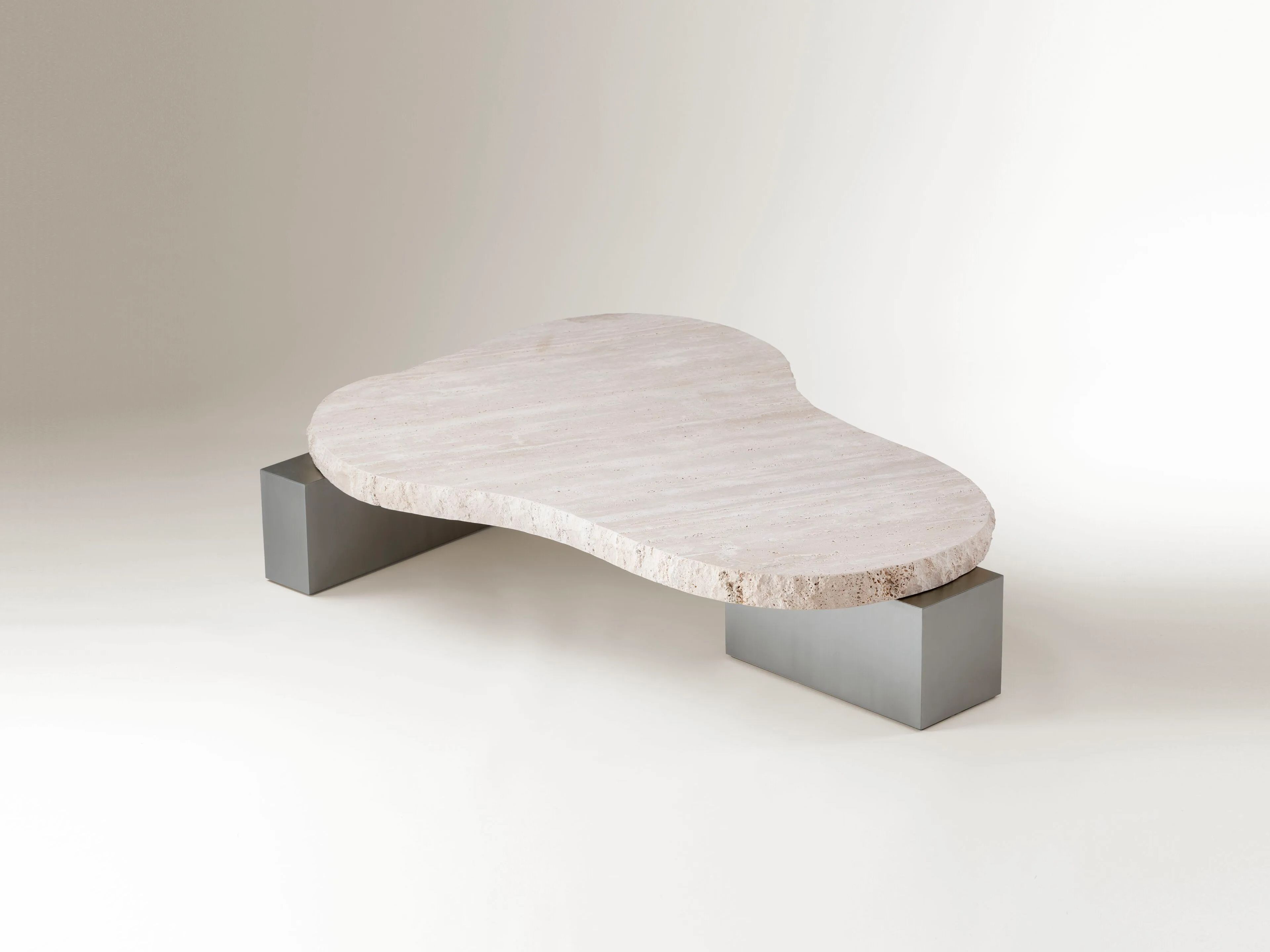 Журнальный столик из травертина для гостиной DOOQ ON THE ROCKS ARCH-00138147 - Вид №2
