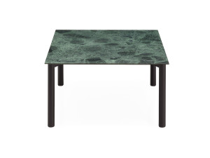 Квадратный мраморный стол