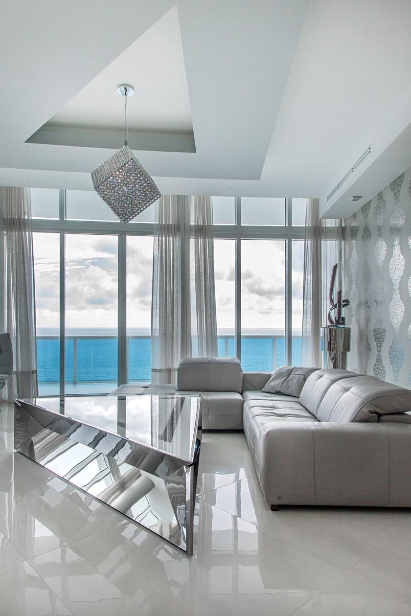 Officine Sandrini Треугольный журнальный столик из стали и стекла Frame sun-id-1462540 - Вид №1