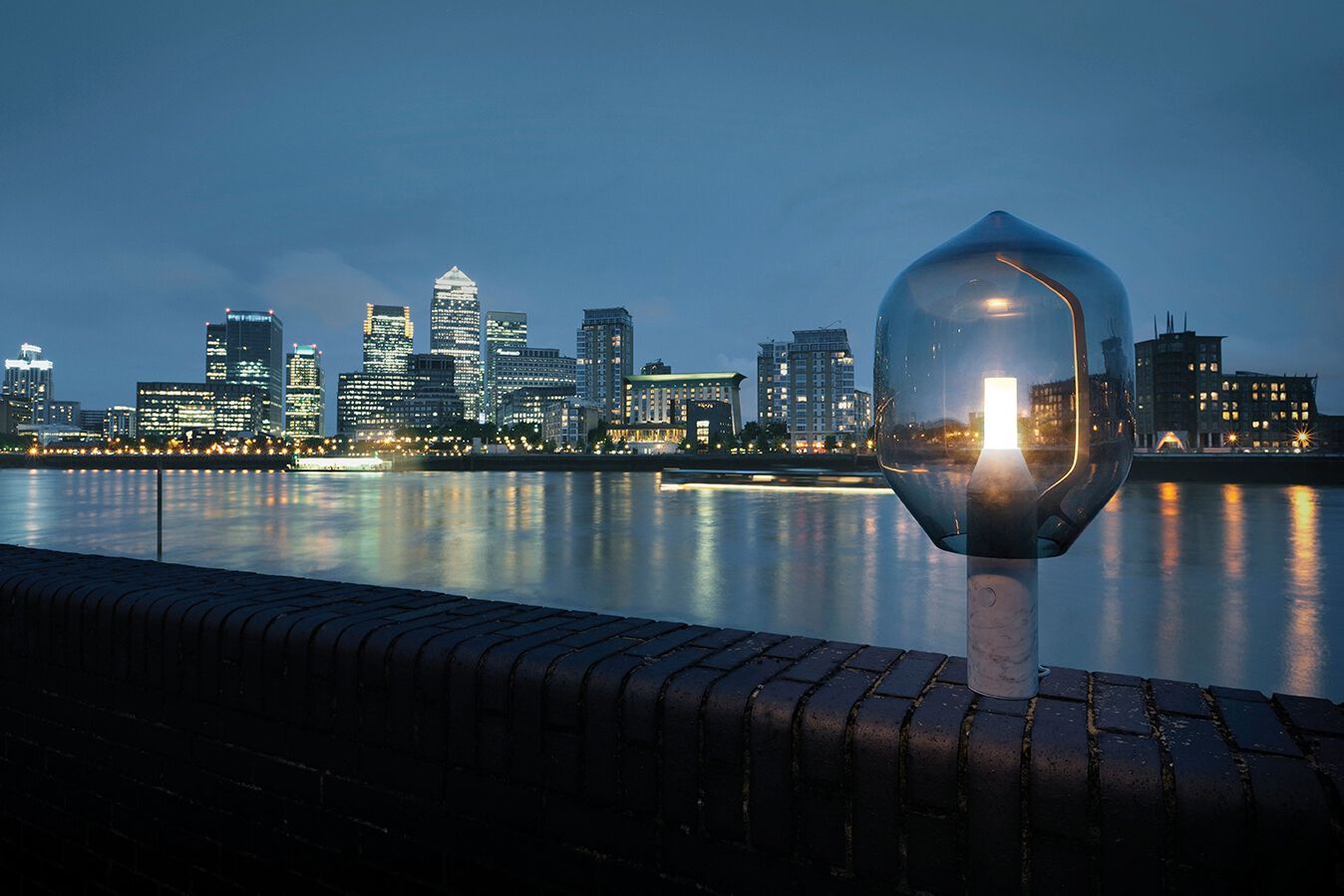 Светодиодная настольная лампа из дутого стекла Established&Sons LIGHTHOUSE ARCH-00097366 - Вид №6