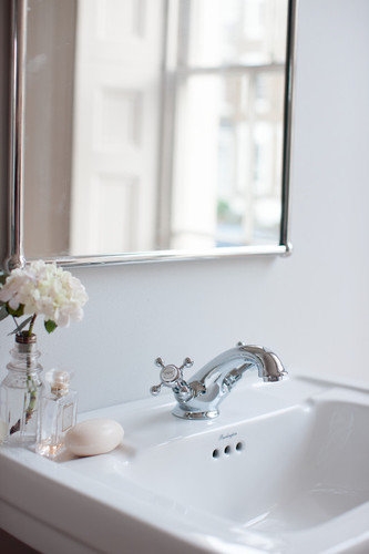 Смеситель на 1 отверстие, с донным клапаном [STA11]  Burlington STA11  - Вид №3