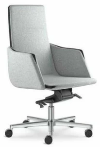 LD Seating Кресло руководителя вращающееся с подлокотниками и средней спинкой Harmony 832-h