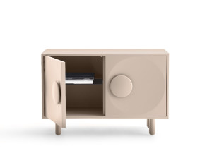 Шкаф из МДФ с распашными дверями