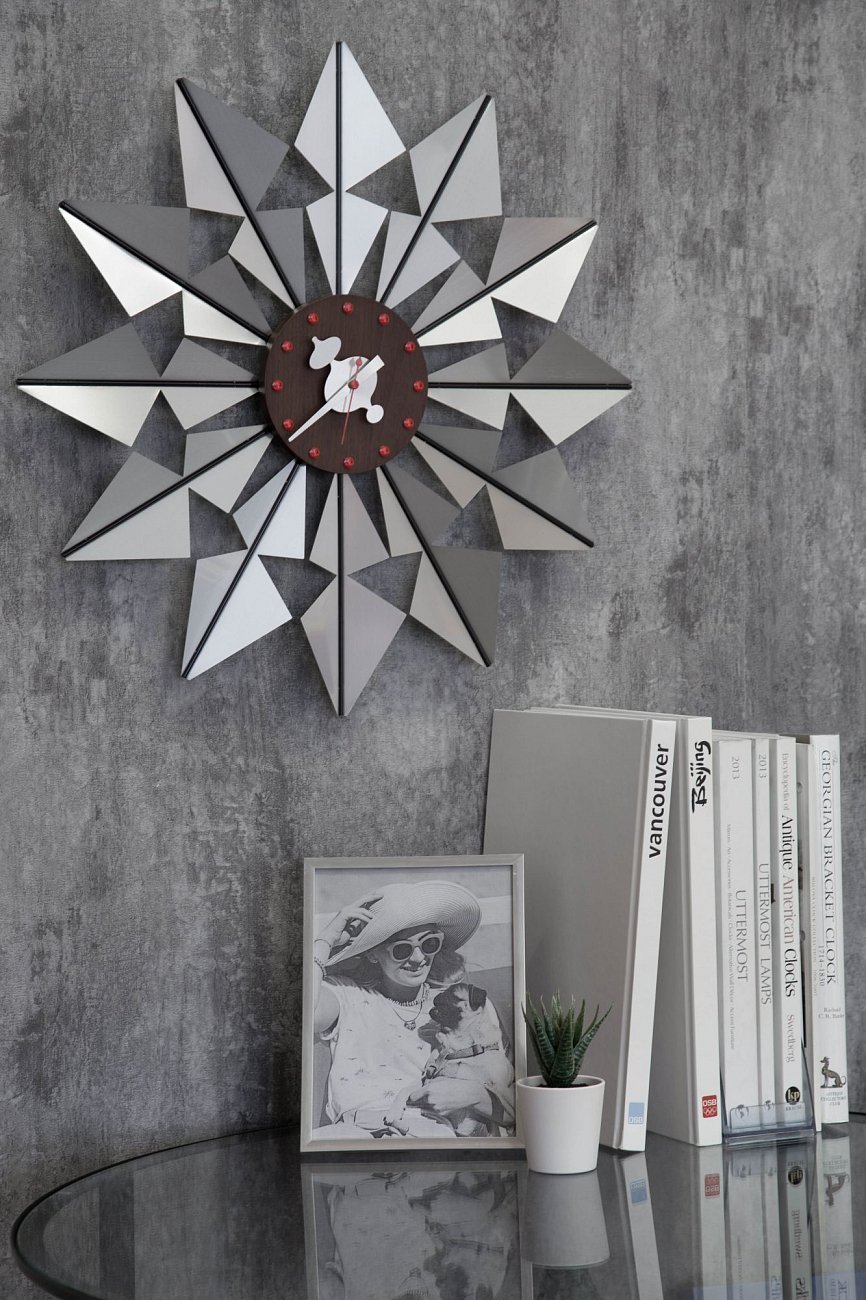 Часы настенные серебристые Tomas Stern 8026 TOMAS STERN ДИЗАЙНЕРСКИЕ 00-3872730 Серебро  - Вид №1