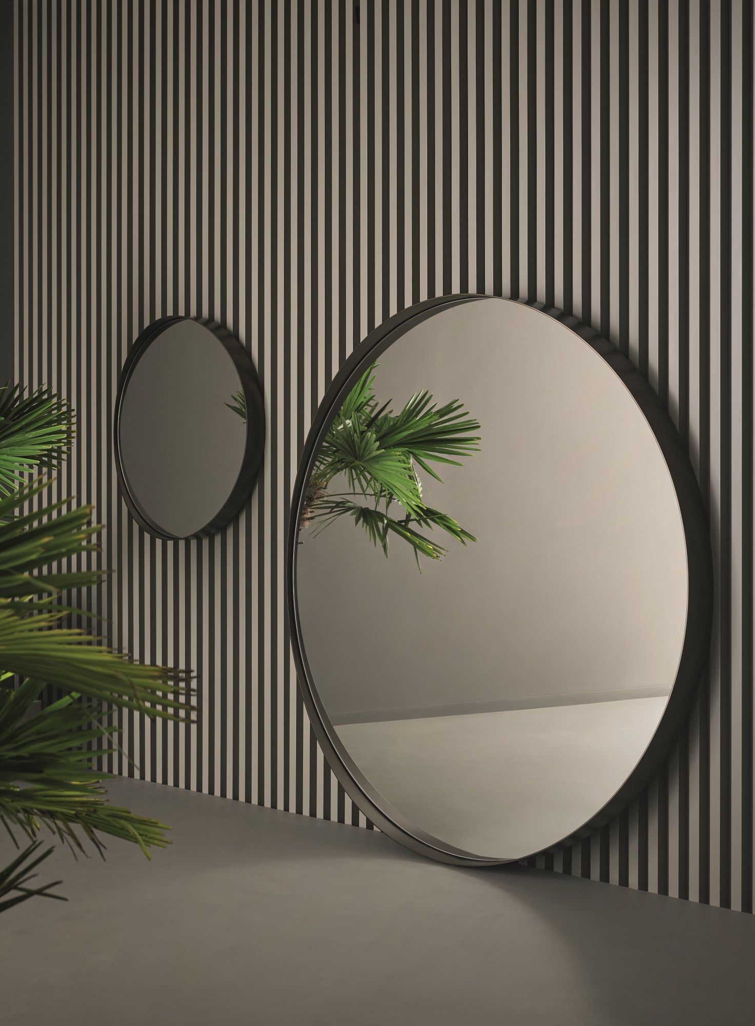 Круглое напольное зеркало с рамкой BONALDO ADONE ARCH-00040255 - Вид №1