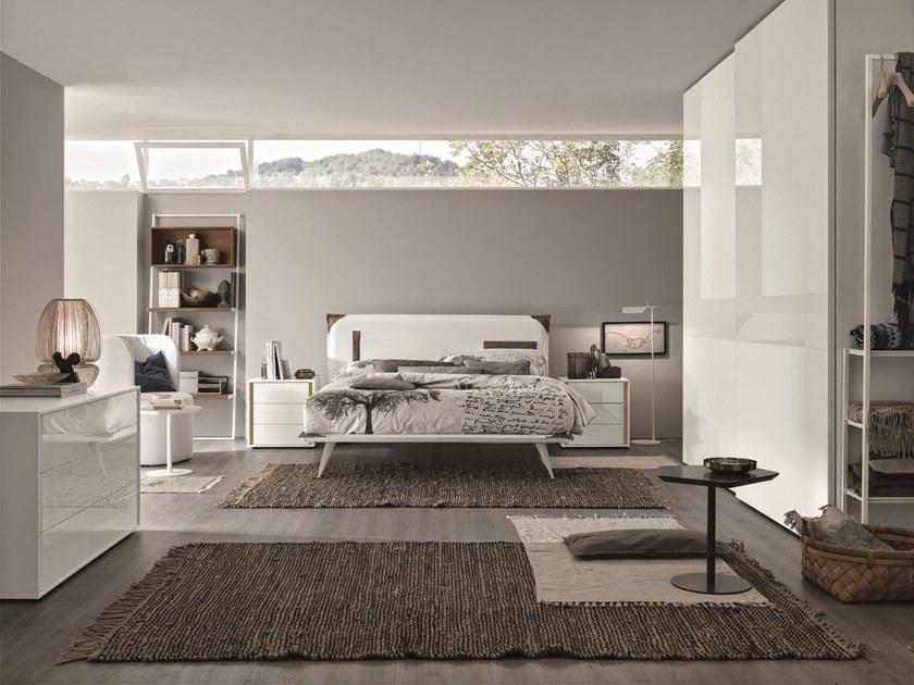 Gruppo Tomasella Прикроватный столик из дерева и стекла с ящиками sun-id-1468748 - Вид №1