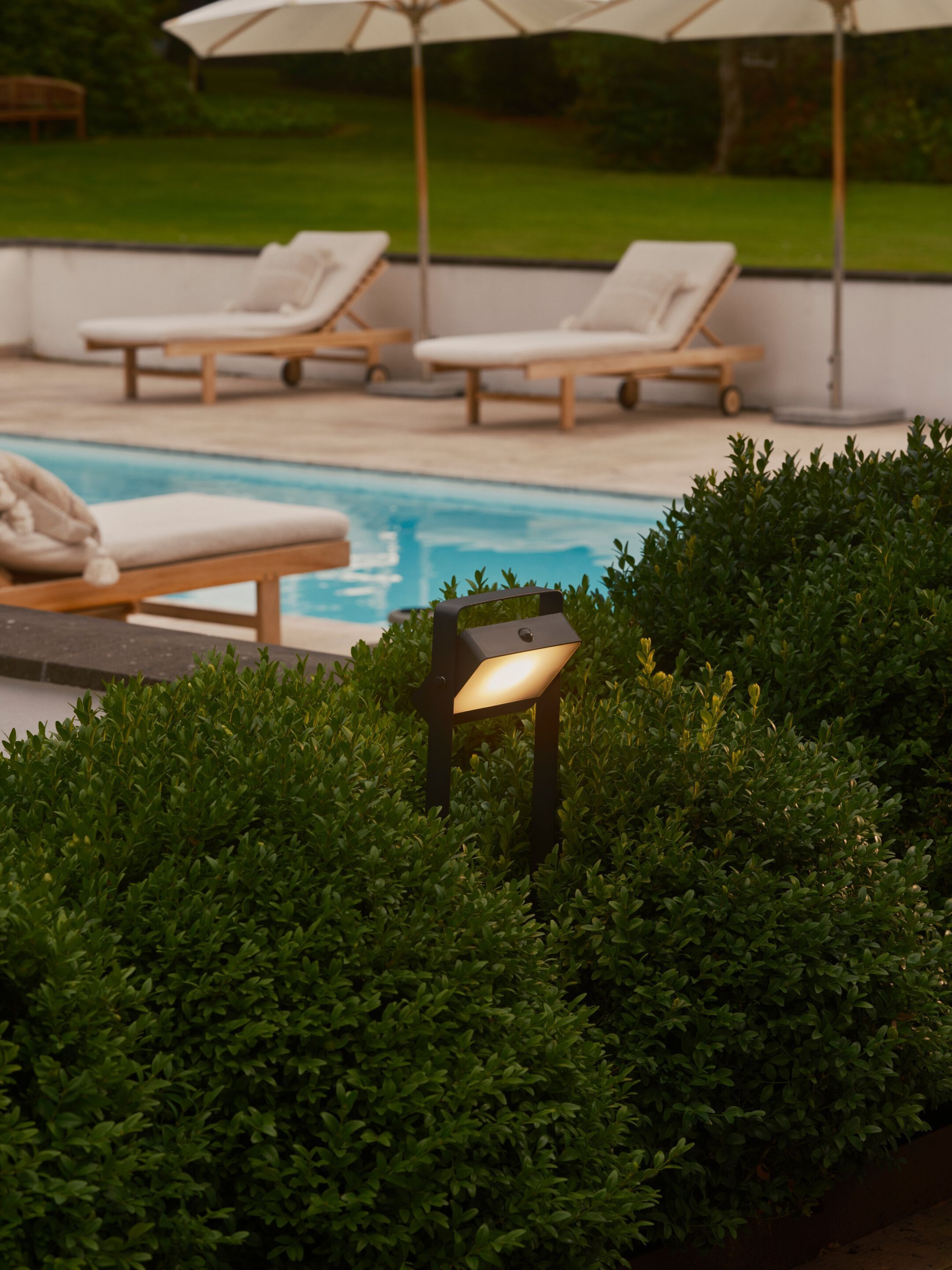 Алюминиевый светодиодный светильник на солнечной энергии Nordlux Saulio ARCH-00106178 - Вид №8