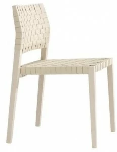 Andreu World Стул штабелируемый из дуба с открытой спинкой Valeria Si7511