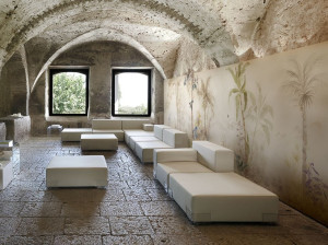 Обои с цветочными мотивами