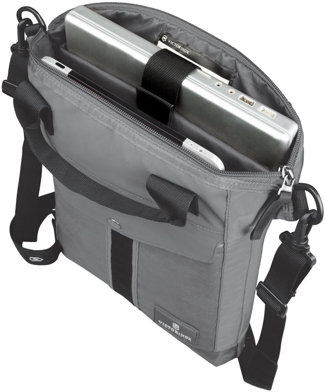 32389704 Сумка для ноутбука 323897 Slimline Vertical Laptop Tote 13 Victorinox Altmont 3.0  - Вид №1